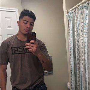 Meet your Posher, Edgardo